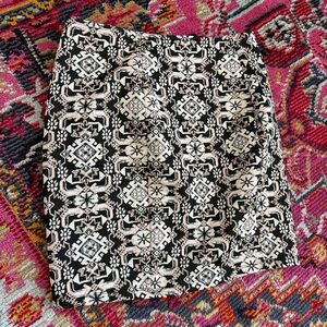 Xhilaration Black and Cream Geometric Pencil Skirt